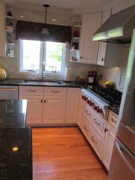 A Brilliant White Kitchen in Naperville