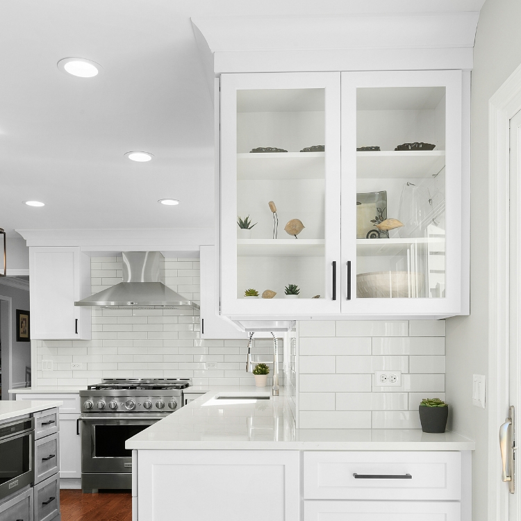 Coordinating With Your White Kitchen Cabinets