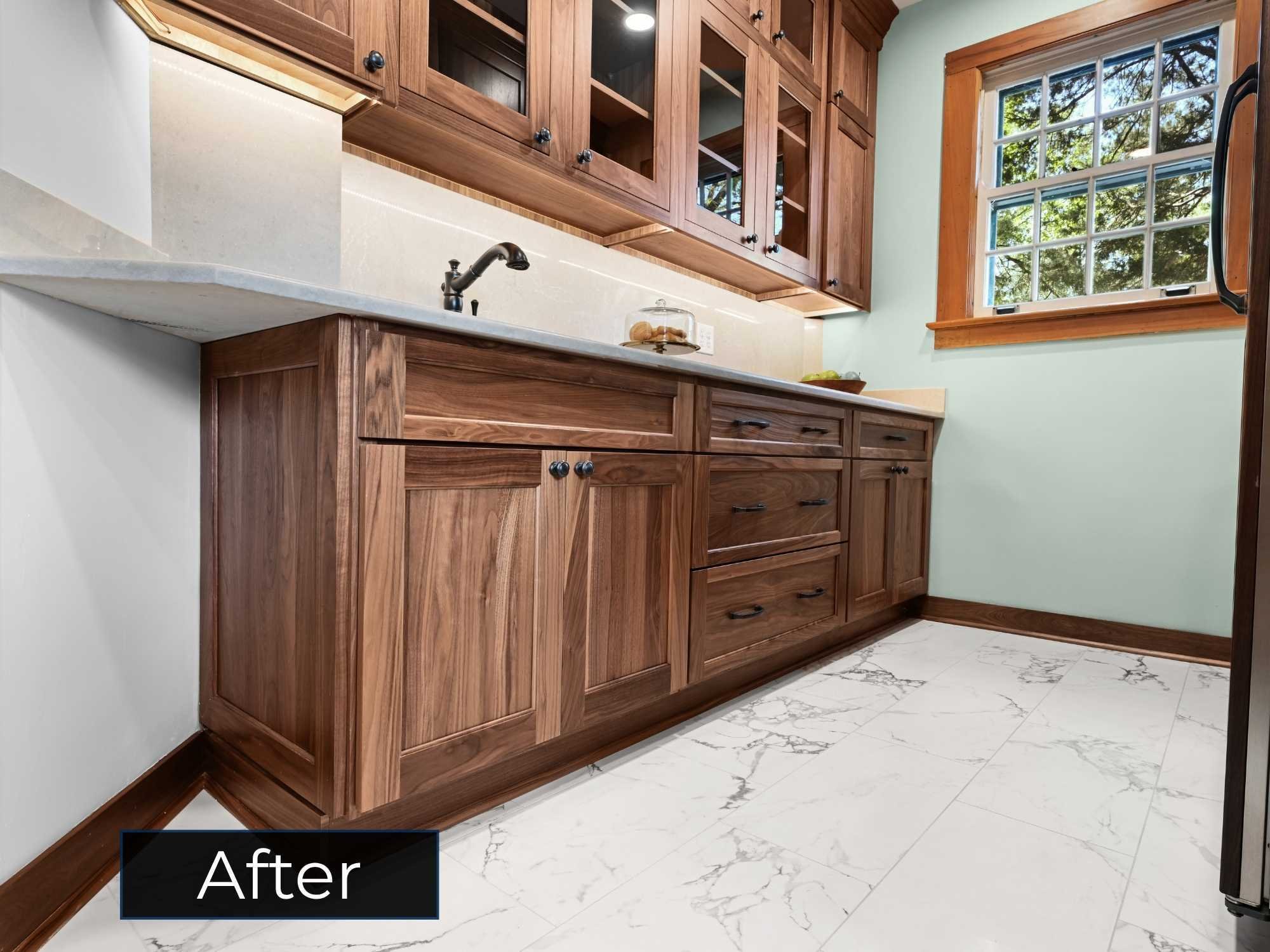 Image of the Butlers Pantry after the kitchen remodel in Wheaton, IL by J&J Construction