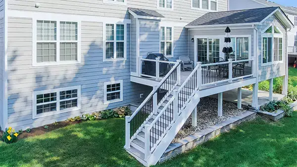 3-Season Rooms & Sunrooms