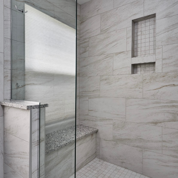 3 Great Reasons to Choose a Walk-In Shower For Your Bathroom